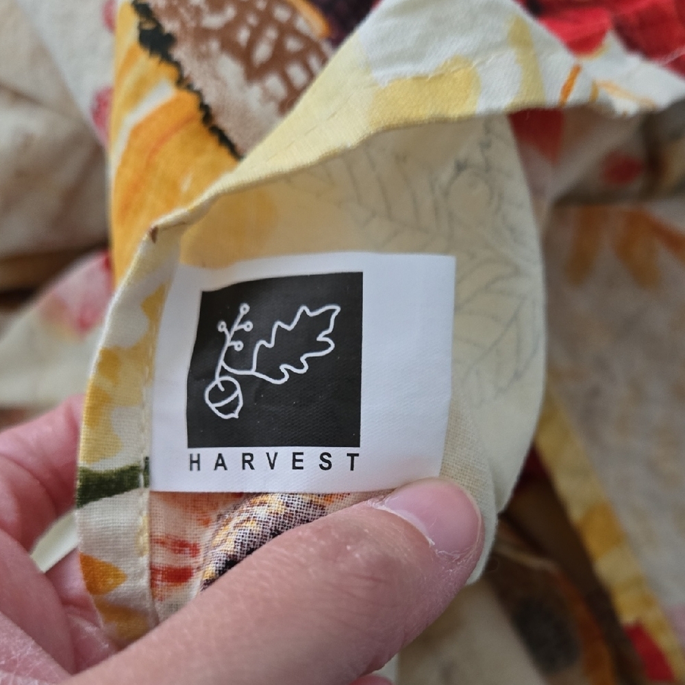Kohl's Harvest Festive Tablecloth - Picture 3 of 4